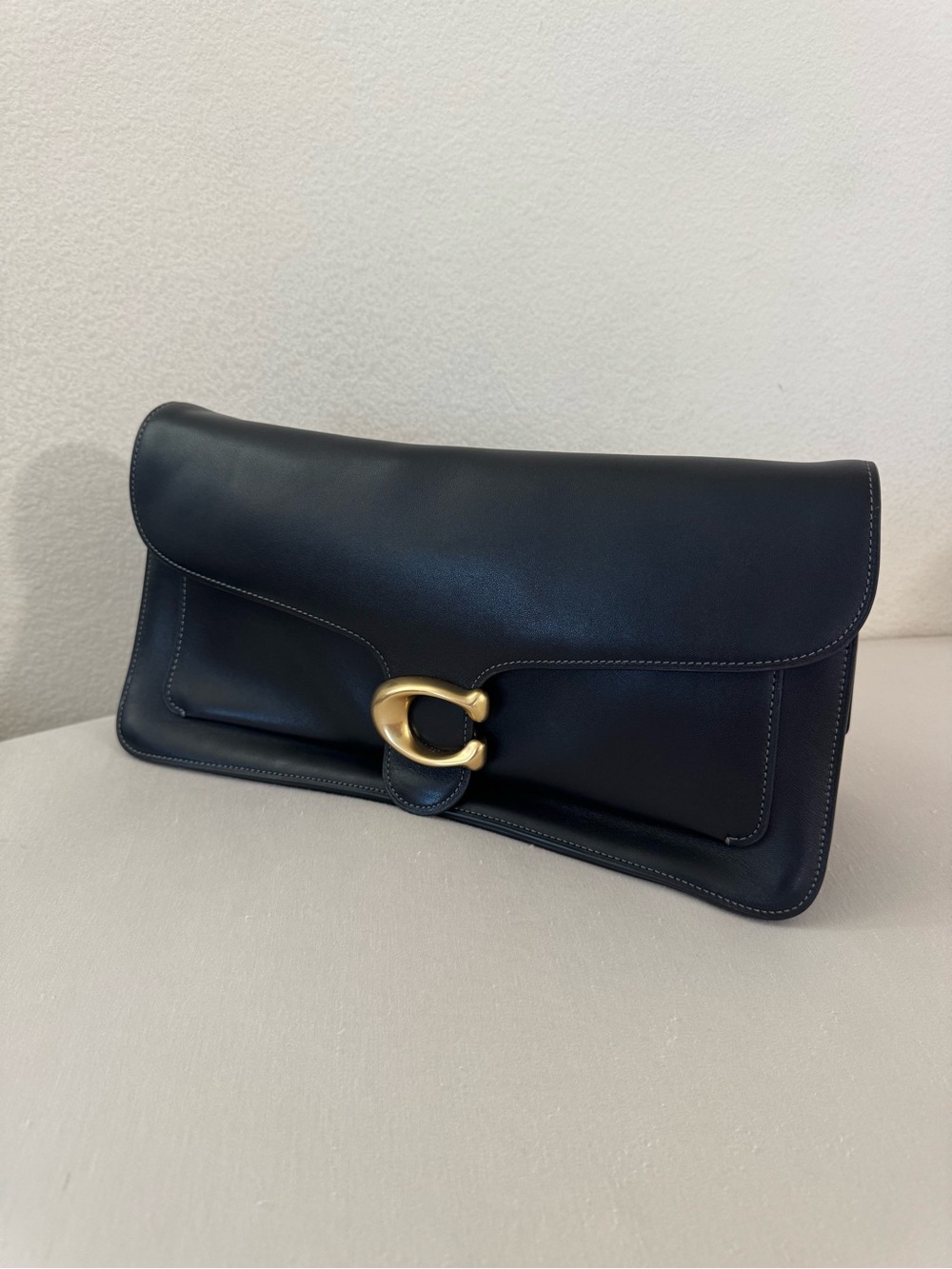 Coach Runway SAMPLE Tabby 36 clutch